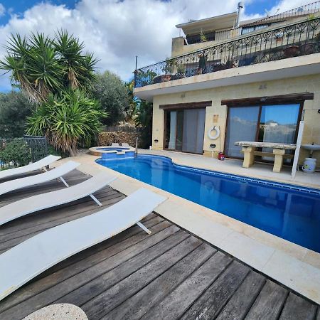 Sunny Gozo Getaway Pool & Easy Check-In Bed and Breakfast Ghajn il-Kbira  Εξωτερικό φωτογραφία