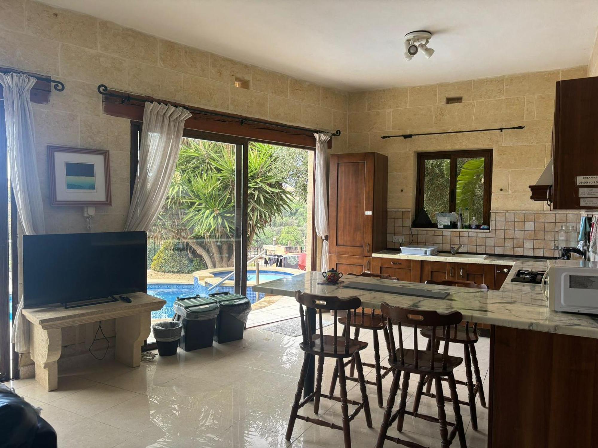 Sunny Gozo Getaway Pool & Easy Check-In Bed and Breakfast Ghajn il-Kbira  Εξωτερικό φωτογραφία