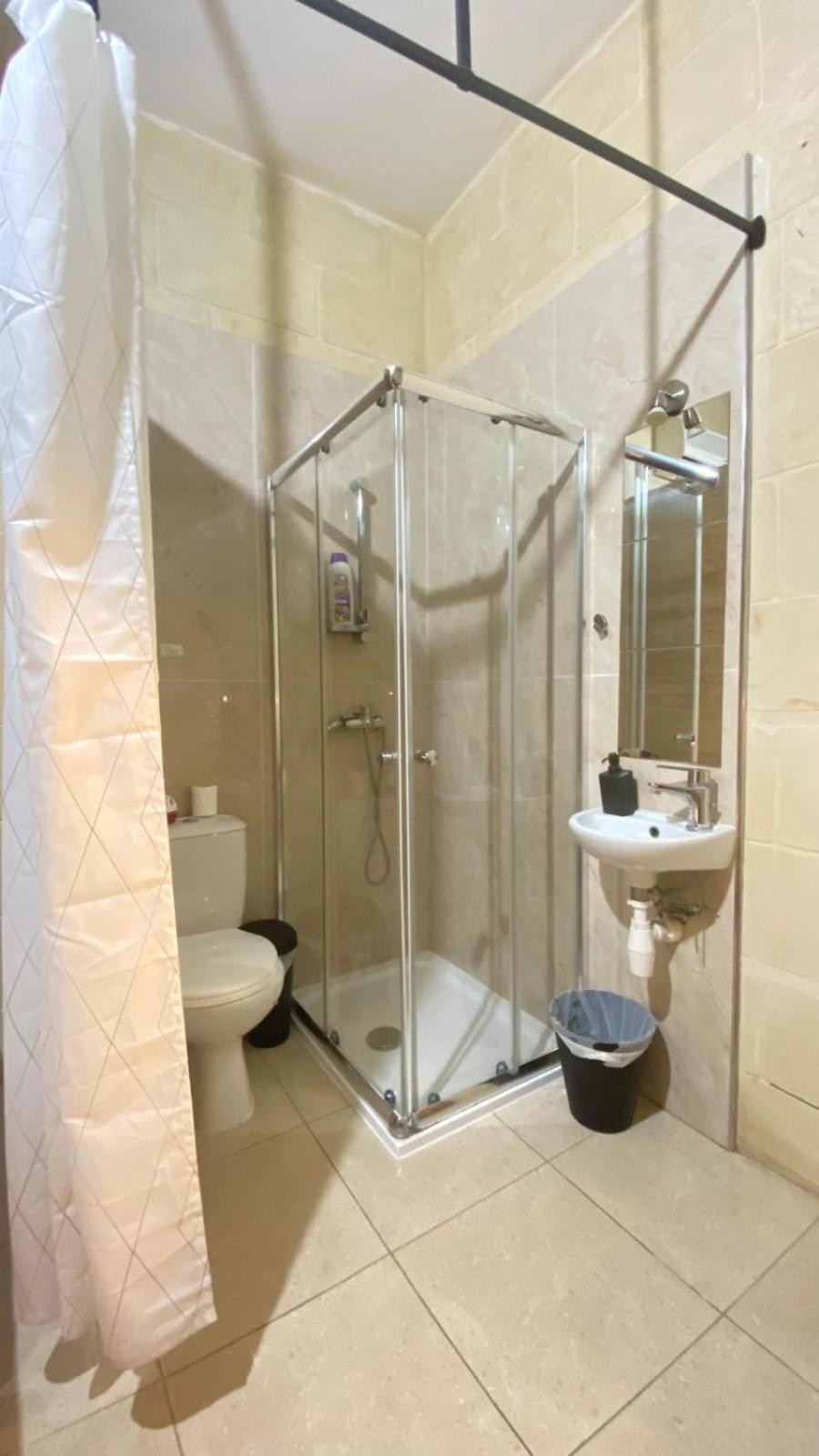 Sunny Gozo Getaway Pool & Easy Check-In Bed and Breakfast Ghajn il-Kbira  Εξωτερικό φωτογραφία