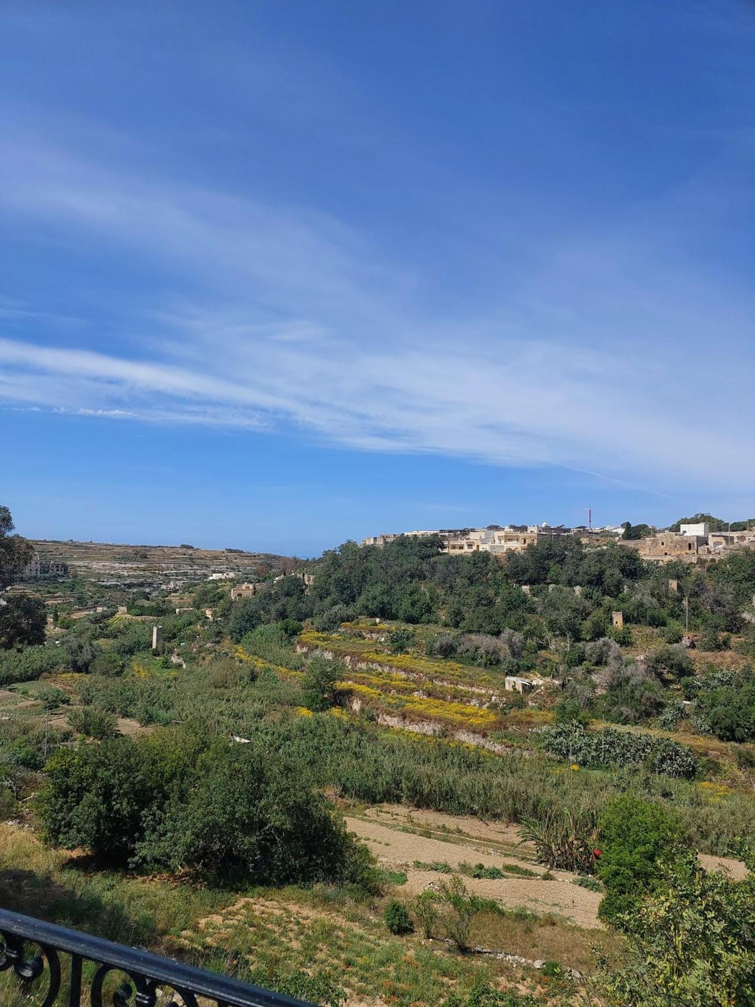 Sunny Gozo Getaway Pool & Easy Check-In Bed and Breakfast Ghajn il-Kbira  Εξωτερικό φωτογραφία